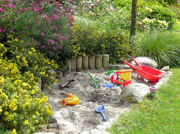 Sandfläche zum Buddeln